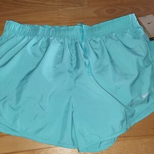 Nwt Nike Women's Size Medium Running Dri Fit Turquoise Athletic Shorts